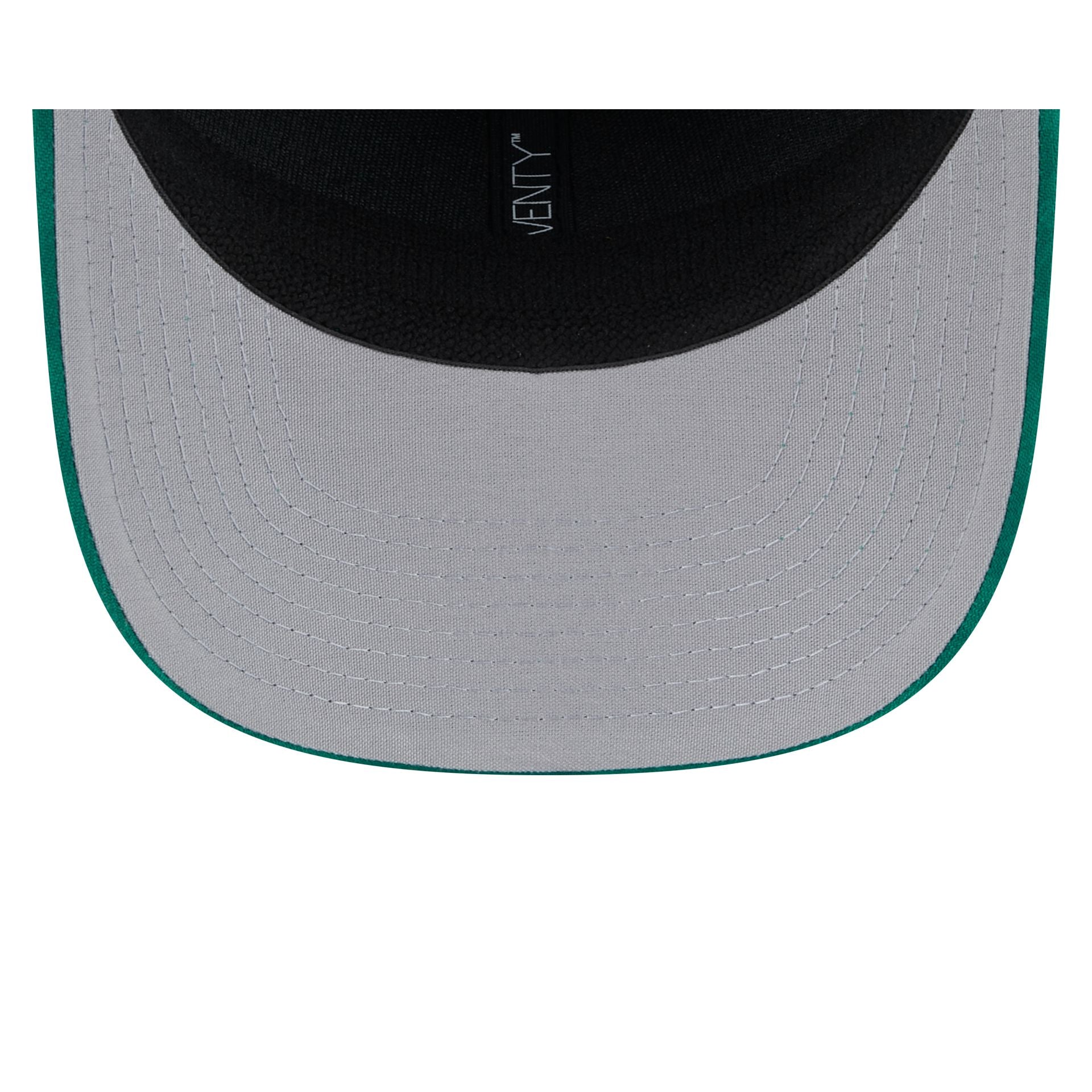New York Yankees St. Patrick's Day 2025 9SEVENTY Stretch-Snap Hat