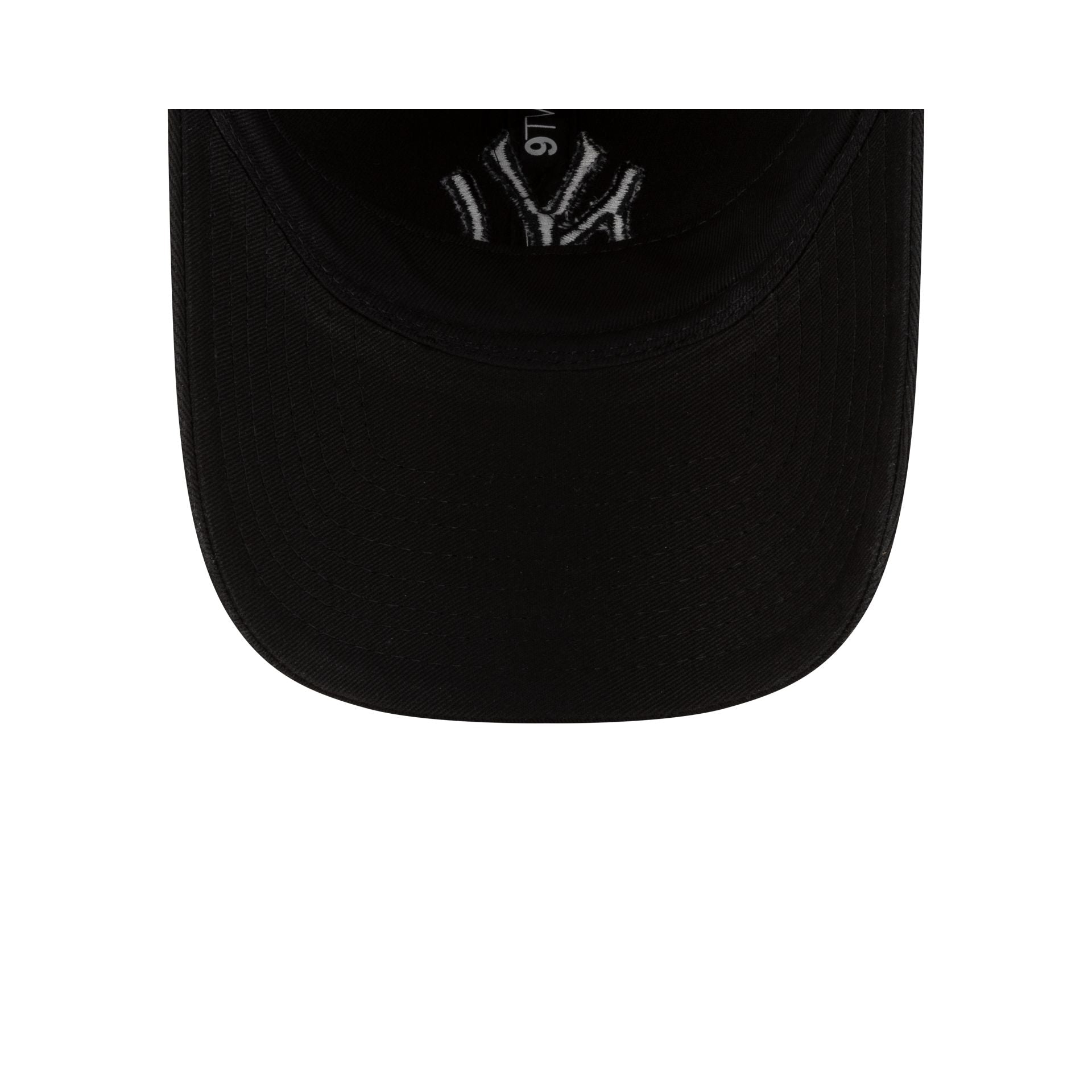 DKNY x New York Yankees All Black 9TWENTY Adjustable Hat