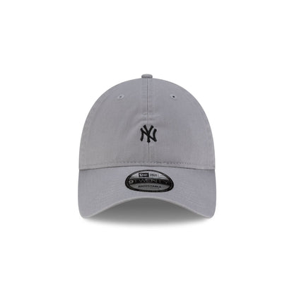 New York Yankees Mini Logo Gray 9TWENTY Adjustable Hat