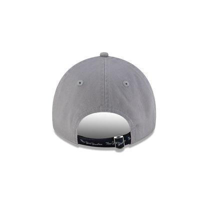 New York Yankees Mini Logo Gray 9TWENTY Adjustable Hat