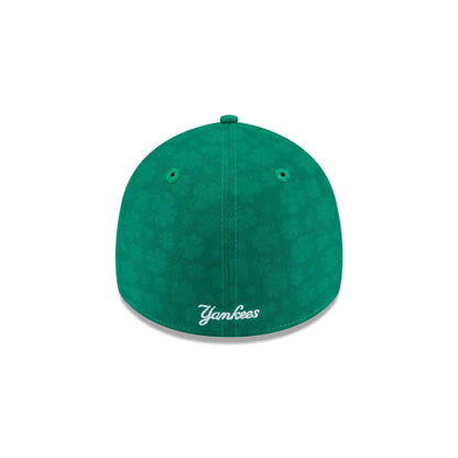 New York Yankees St. Patrick's Day 2025 39THIRTY Stretch Fit Hat