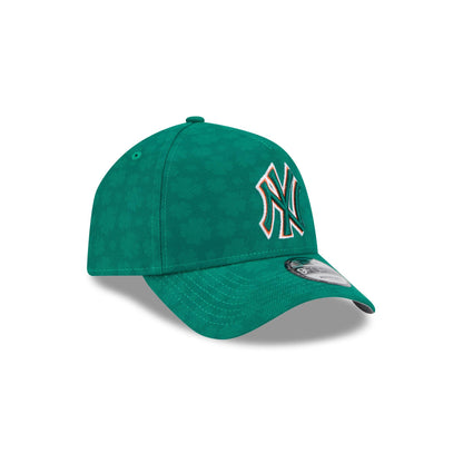New York Yankees St. Patrick's Day 2025 9FORTY A-Frame Snapback Hat
