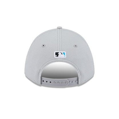 Miami Marlins 2025 Clubhouse Gray 9FORTY M-Crown Snapback Hat