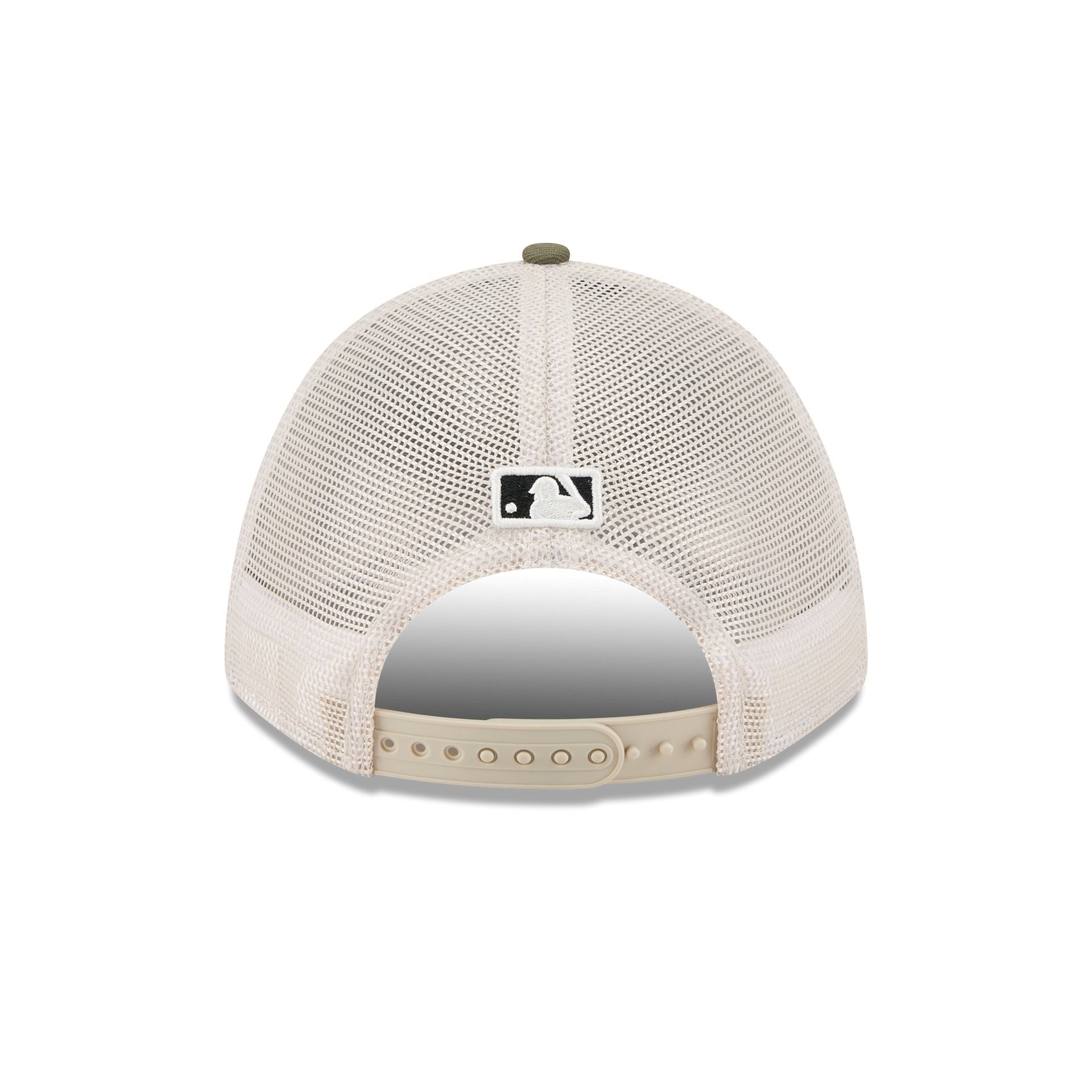 San Francisco Giants Armed Forces Day 2025 9FORTY M-Crown A-Frame Trucker Hat