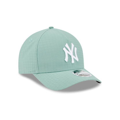 New York Yankees Green Ripstop 9FORTY M-Crown A-Frame Snapback Hat