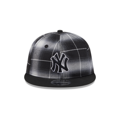 New York Yankees Black and White Plaid Retro Crown 9FIFTY Snapback Hat