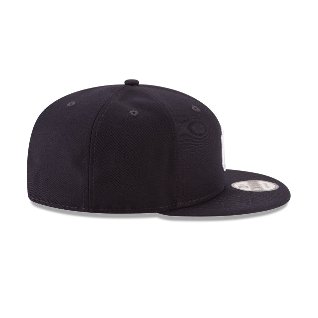 New York Yankees Team Color Basic 9FIFTY Snapback Hat
